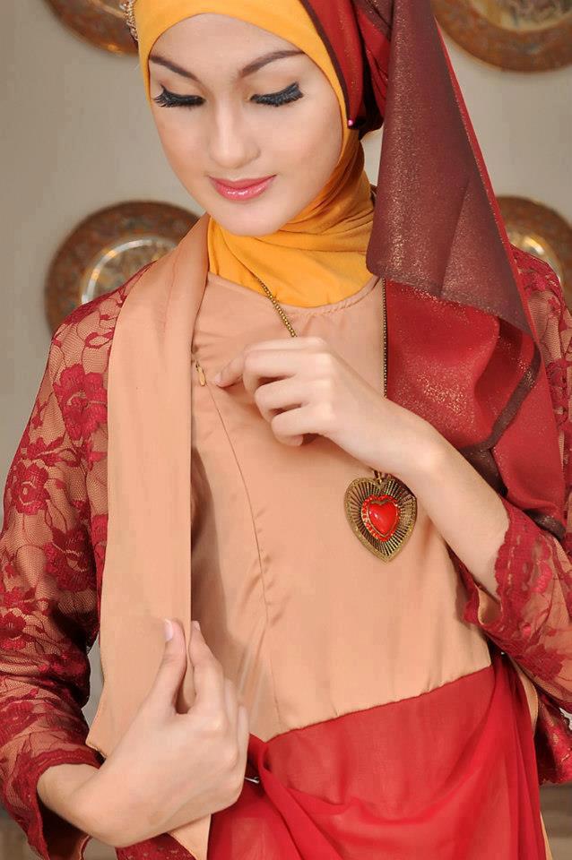 Model Baju Muslim Gamis Artis Terbaru
